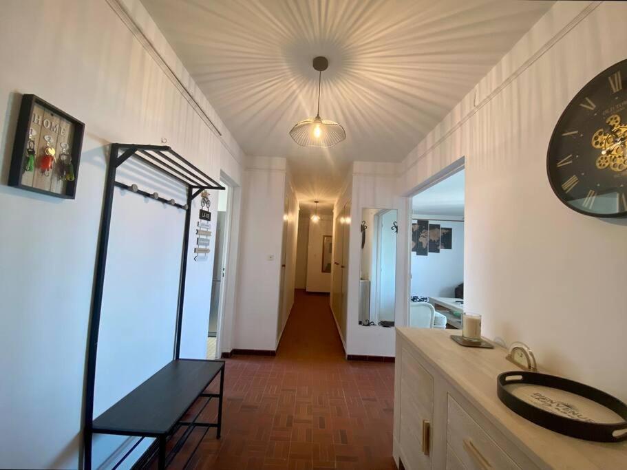 Le Buffel - Appartement 4 Chambres, Parking, Wi-Fi, Tram - 8Pers Монпелье Экстерьер фото